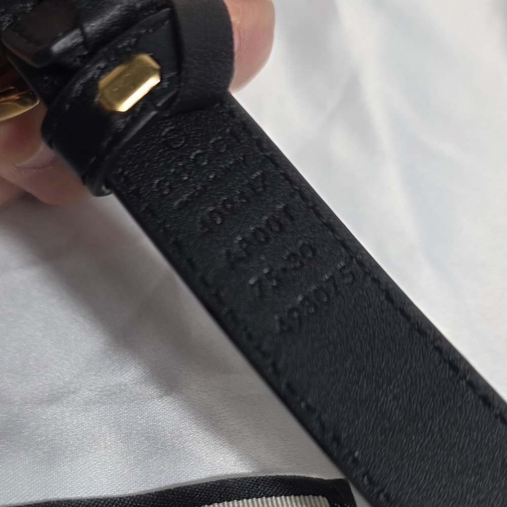 Gucci Double G Thin Black Leather Belt Gold Buckle 409417 75-30 Mens Womens - Picture 5 of 12